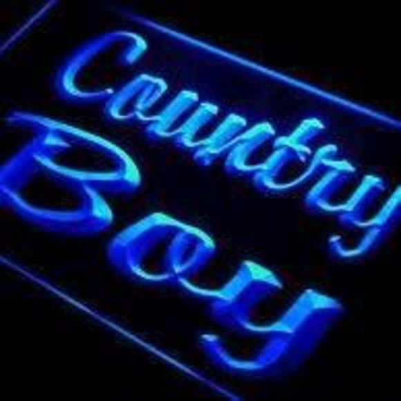 Meet your Posher, Chris - Picture 1 of 1